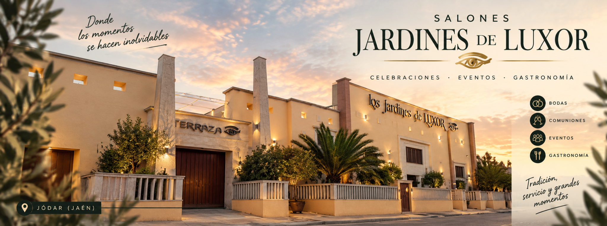 Fachada de Salones Jardines de Luxor al atardecer, con el nombre y las celebraciones del salón